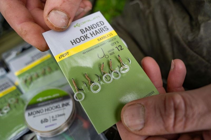 Korum Háček s Gumičkou Banded Hook Hairs Barbless (2)